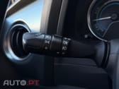 Toyota Auris Outro