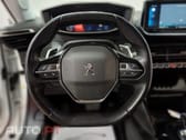 Peugeot 2008 1.5 BlueHDi Allure EAT8