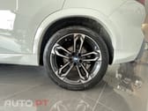 BMW iX2 eDrive20 Edição Desportiva M