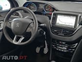 Peugeot 2008 1.2 PureTech Crossway