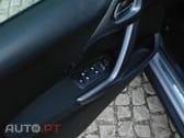 Peugeot 2008 1.2 PureTech Style