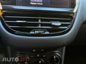 Peugeot 208  1.2 VTi Style