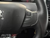 Peugeot 2008 1.2 PureTech Signature