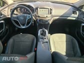 Opel Insignia Outro