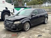 Audi A3 2.0 TDi S Line- Acidentado