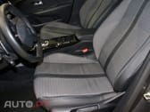 Peugeot 208 1.2 PureTech Allure EAT8
