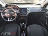 Peugeot 208 1.2 VTi SE Style