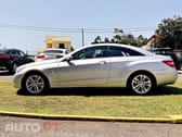Mercedes-Benz E 220 CDi Avantgarde BlueEfficiency
