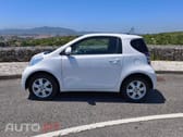 Toyota iQ 1.0 VVT-i