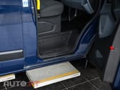 Ford Transit Custom Adaptada p/ 3 cadeiras de rodas