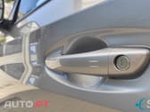 Peugeot E-208 Style