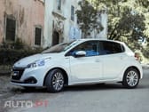 Peugeot 208 1.2 PureTech Signature