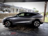 Ford Mustang Mach-E AWD PREMIUM