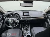 Mazda 3 1.5 Sky-D Excellence Navi