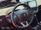 Peugeot 2008 1.2 PureTech Signature