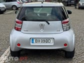 Toyota iQ 1.0 VVT-i 2 NAVI+Bluetooth