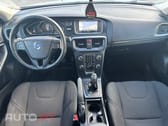Volvo V40 D2
