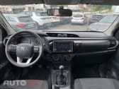 Toyota Hilux 2.4 D-4D 2WD CD
