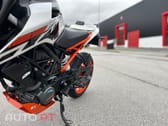 KTM 125 KTM DUKE 125-EDIÇÃO ESPECIAL MIGUEL OLIVEIRA