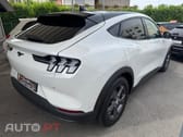 Ford Mustang Mach-E 75.7 kWh Base