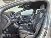 Volvo V40 2.0 D4 R-Design