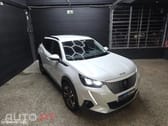 Peugeot E-2008 50 kWh Allure Pack