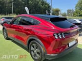 Ford Mustang Mach-E Alargada