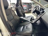 Volvo XC60 2.0 D4 R-Design Momentum