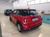MINI Cooper Cooper Premium Essential Auto
