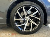 Volvo V60 T4 MOMENTUM PLUS