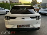Ford Mustang Mach-E 75.7 kWh Base