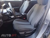 Peugeot 2008 1.2 Hybrid Allure e-DCS6