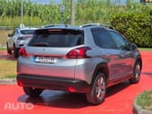 Peugeot 2008 1.2 PureTech Signature