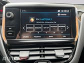 Peugeot 2008 1.2 e-VTi Style