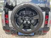 Land Rover Defender 3.0 D250 110 AWD X-Dynamic SE