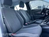 Peugeot 2008 1.2 PureTech Active EAT8