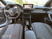 Peugeot E-2008 50 kWh Allure Pack