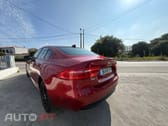 Jaguar XE 2.0 D Portfolio Aut.