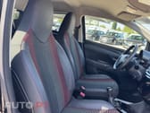 Peugeot 108 Outro