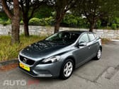 Volvo V40 D2