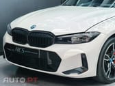BMW 330 e Pack Desportivo M Pro Auto