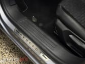 Peugeot E-2008 50 kWh Allure Pack