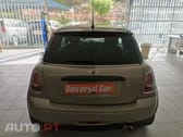 MINI Cooper D Baker Street