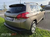 Peugeot 2008 1.2 PureTech Style