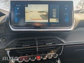 Peugeot 2008 1.2 PureTech Signature EAT6