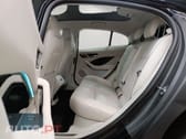 Jaguar I-Pace EV400 AWD SE