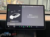 Tesla Model 3 Stander 