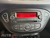 Opel Corsa Outro