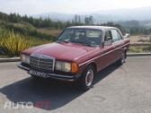 Mercedes-Benz 230 W123 limousine