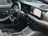 BMW 330 e Pack Desportivo M Pro Auto